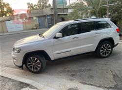 جیپ گراند شیرۆکی